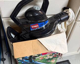 Toro Blower