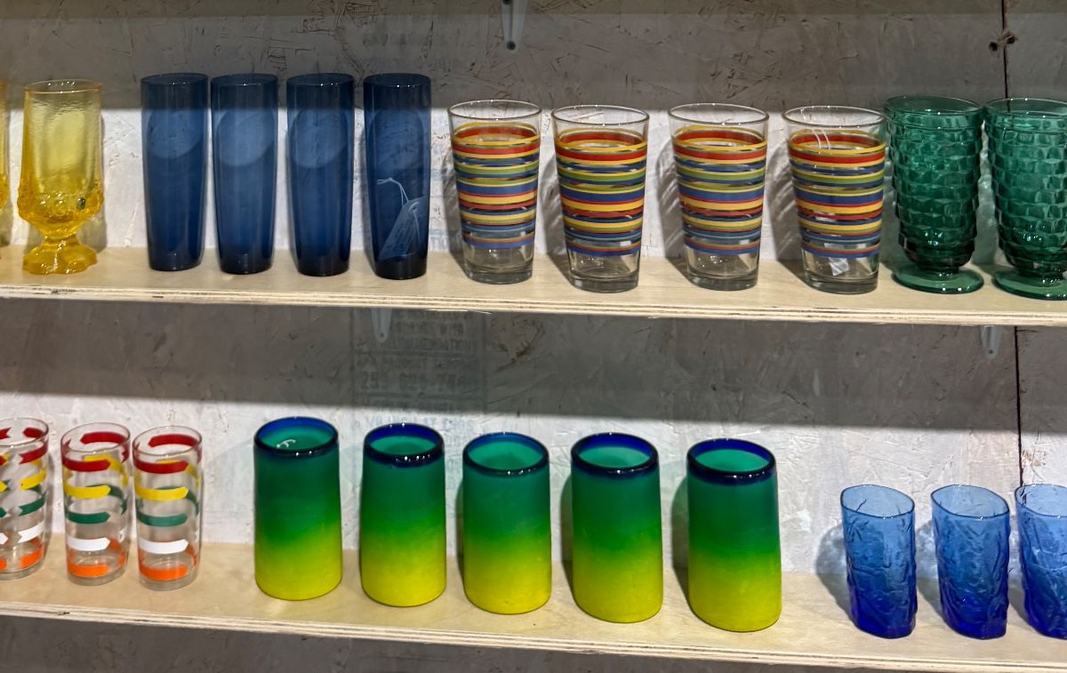 vintage glassware arcoroc blenko fiesta 