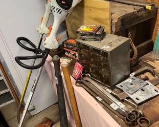 Tools, weedwackers