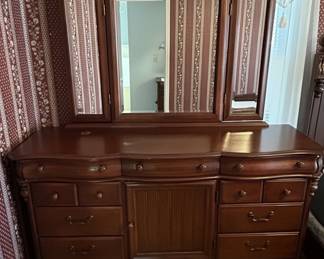 American Signature Triple Dresser with TriFold Mirror