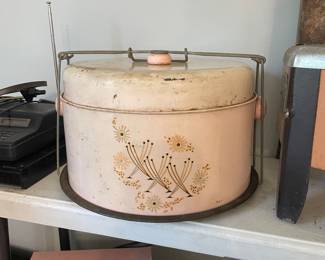 Vintage MidCentury Metal Cake Carrier with Floral Dandelion Motif
