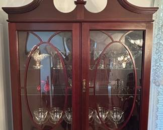 Jasper Cabinet Company Chippendale Style Secretary Desk with Hutch fourth image