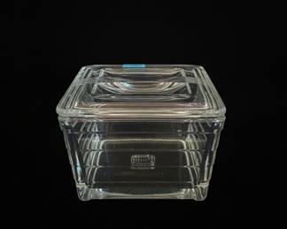 Hazel Atlas Criss Cross Refrigerator Dish with Lid