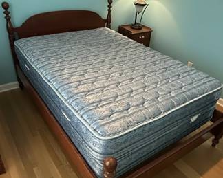 Traditional SpoolTurned Bed Frame