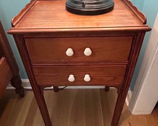 Federal Style Mahogany Nightstand