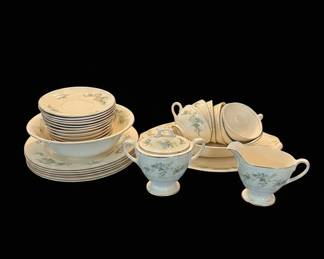 Homer Laughlin Eggshell Georgian Dinnerware Set