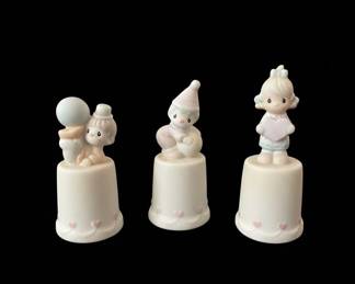 Precious Moments Thimble Set  Love Covers All, Purrfect Grandma, and Wishing You a Cozy Christmas
