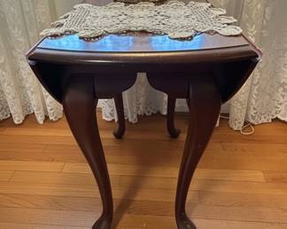 Broyhill Queen Anne Cherry Drop Leaf Side Table
