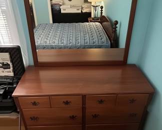 Colonial Style Maple SixDrawer Dresser with Mirror