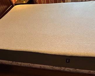 American Signature Slatted Cherry Queen Bed w or Casper Mattress third image