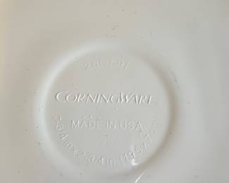 CorningWare French White Quart Round Casserole Dish with Lid second image