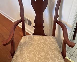 Queen Anne Style Cherry Dining Set with Chairs and Leaf third image