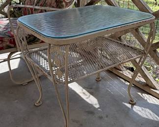 Vintage Meadowcraft Dogwood Wrought Iron Patio Set fourth image