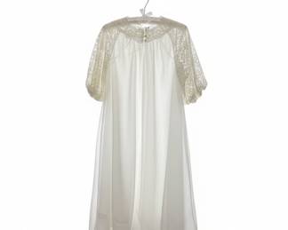Vintage s or s White Chiffon and Lace Peignoir Robe