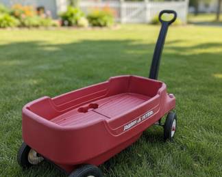 Radio Flyer Pathfinder Wagon