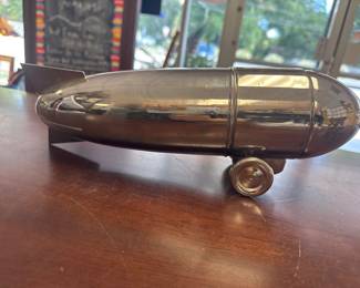 Zeppelin Art Deco Cocktail Shaker