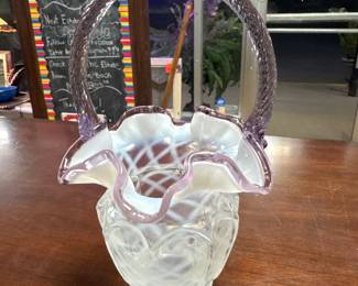 VINTAGE FENTON HAND PAINTED RUFFLED GLASS BASKET