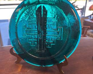 Vintage Blenko Jerusalem Cross suncatcher – Aqua color glass – 7.5 inch diamete