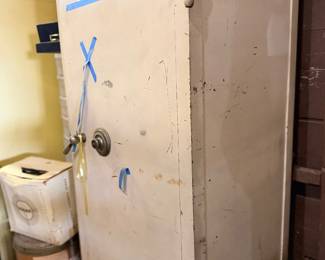 Vintage safe