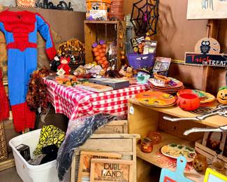 Halloween decor