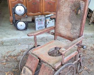 Antique Gendron Wheel Co. 829 B Wheelchair