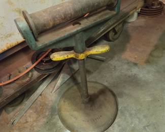 Heavy Duty Industrial Roller Stand