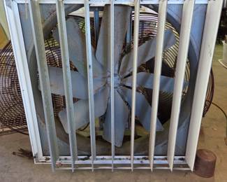 Large Industrial Fan - Runs!