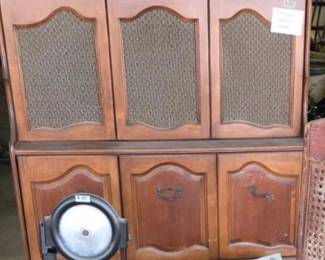 Vintage RCA Victor Victrola Stereo Turntable Console 3VF619