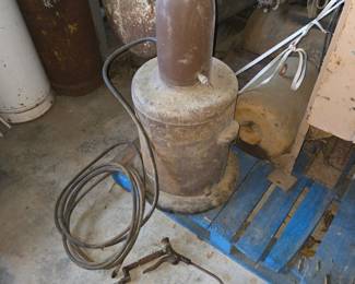 Rare, Vintage Pneumatic Grease Pump Dispenser