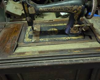 Antique Franklin Treadle Sewing Machine & Cabinet w/ unique chain link lift