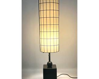 Lot 199 50s Vintage Mid Century Frederic Weinberg Black Wire Fiberglass Shade Table Lamp. 