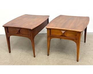 Lot 105 Pair Kent Coffey Perspecta Walnut End Tables. Bowed Tops and Carved Hourglass Pulls.