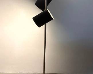 Lot 144 Gerald Thurston Style 3 Light Adjustable Floor Lamp. Marble base. Ben Seibel style shades.