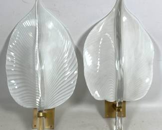 Lot 174 Pair MidCentury Modern Italian White Striated Murano Art Glass Leaf Form Wall Sconces with Brass Mo