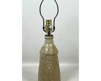 Lot 58 Signed GREGORY Mid Century Modern Studio Pottery Table Lamp. Sgrafitto Incised Design. Oatmeal and b