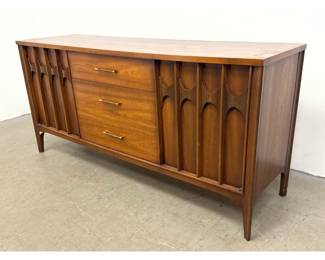 Lot 189 Mid Century Modern Paul Coffey Perspecta Low Dresser Credenza. 