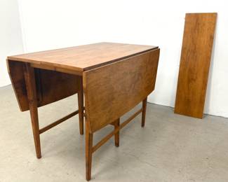 Lot 250 Attributed to Paul McCobb for Planner Group Mid Century Modern Drop Leaf Dining Table and 1 extensio