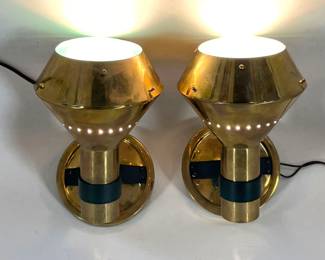 Lot 201 Pair of Brass wall sconces by Brass sconces by Candle, a subsidiary of Fontana Arte. Vintage. Froste