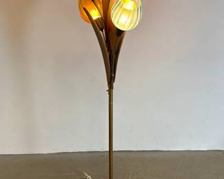 Lot 601 Vintage 4 arm glass shade tulip floor lamp. Mid Century Modern 