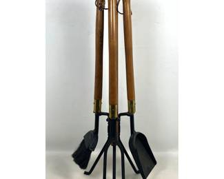 Lot 188 Seymour Manufacturing Co. MidCentury Wood Handle 3pc Fireplace Tool Set with Stand