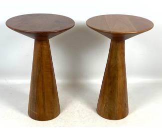 Lot 340 Pair of Williams Sonoma Mango Wood Drink Tables in Cool Walnut Finish