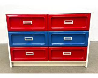 Lot 322 Bassett Furniture MidCentury Modern 6drawer chest with red and blue molded plastic fronts and whit
