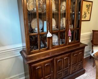 Ethan Allen China Cabinet