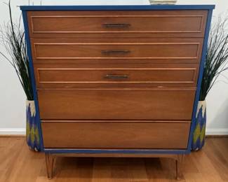 MCM chest of drawers by Dixie Furniture