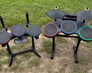 Guitar Hero World Tour wireless drum controllers