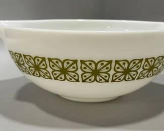 Pyrex Cinderella Autumn Floral bowl