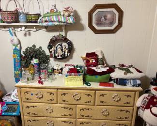 1960’s French Provincial Dresser