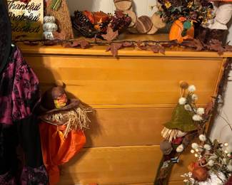 Oak chest of Drawers and Fall Display 