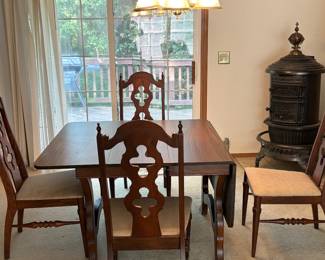 Vintage Dining Room with Drop leaf and 4 chairs - has matching hutch 