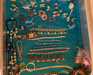 sterling jewelry / watches / costume pieces